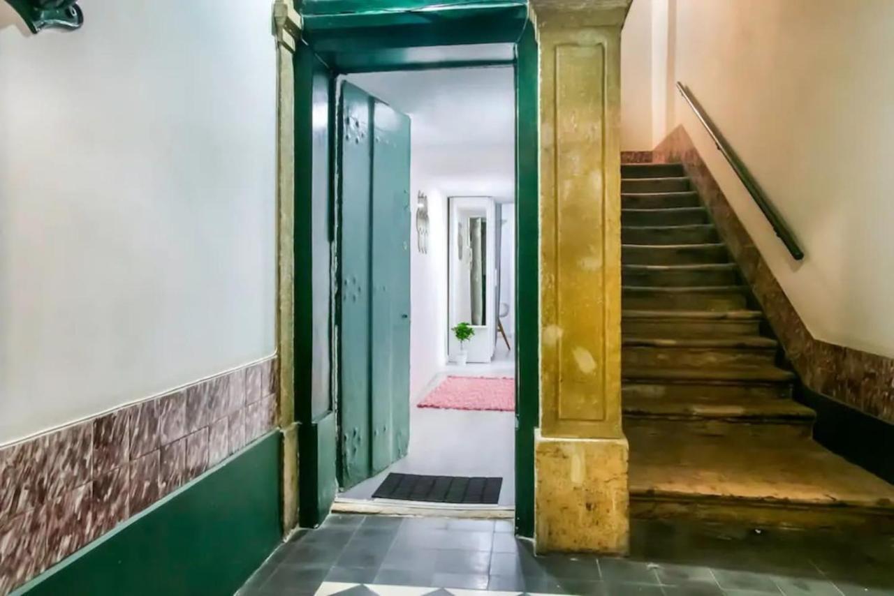 Home4U - Secret Studio In City Center Lisbon Exterior photo